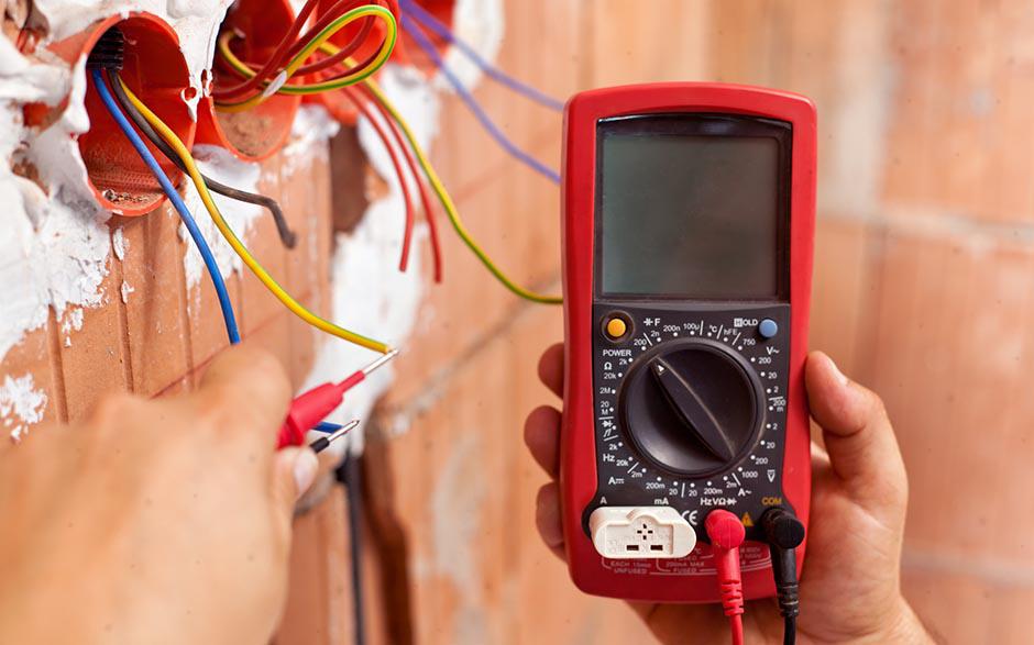 installateur électricien Breuillet